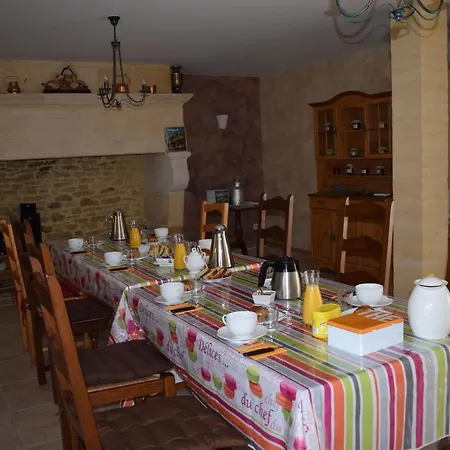A Mons & Merveilles Bed & Breakfast Archignac