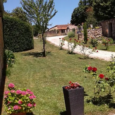 A Mons & Merveilles Bed & Breakfast *