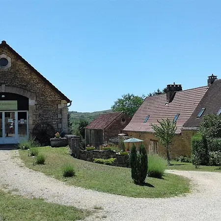 A Mons & Merveilles Bed & Breakfast *